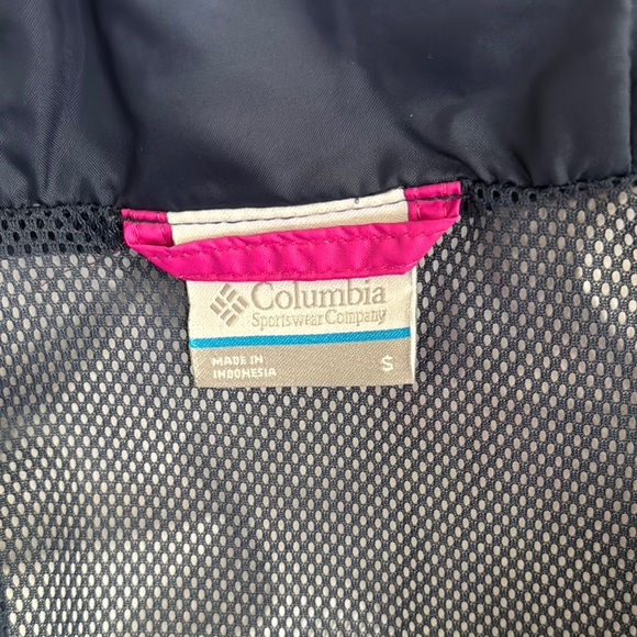 Columbia Rain Jacket - Picture 6 of 6